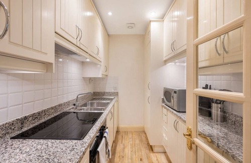 Knightsbridge Apartment | Luxury Knightsbridge Home | Next To Hyde Park