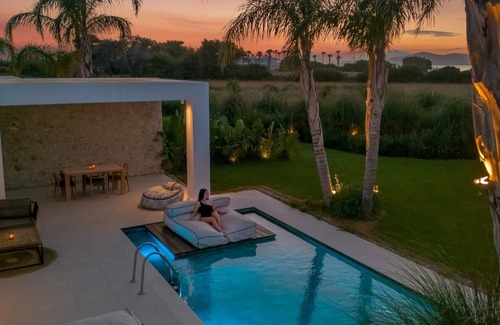 Tingaki Villa | Luxury Kos Villa | Villa Pigwidgeon | 1 Bedroom | Spacious Furnished Sun.