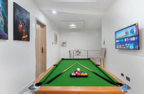 Ofin Apartment | Luxury Lagos Apartment with 3 Bedrooms