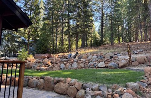 Lake Almanor Country Club House | Luxury Lake Almanor Cabin Covered Deck & Views