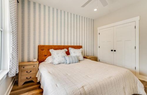 Clarkson House | Luxury Lake Getaway & Wax Marina