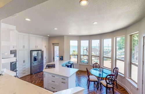 Lake Bridgeport House | Luxury lake home with stunning water views, gourmet kitchen, hot tub & office