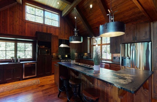 Nisswa House | Luxury Lake House on Roy Lake in Nisswa (16+ pp)