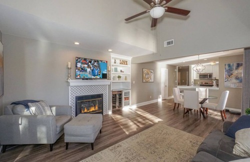 Cornelius Condo | Luxury Lake Norman Condo with Penthouse Views!