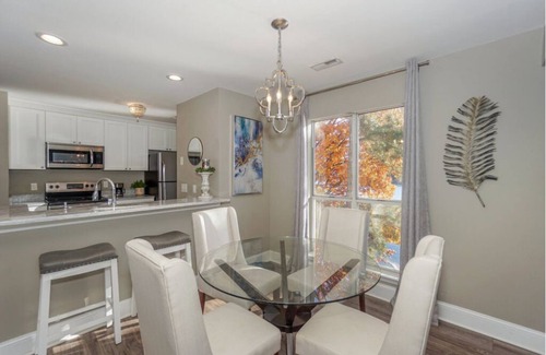 Cornelius Condo | Luxury Lake Norman Condo with Penthouse Views!