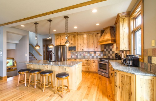 Delavan Lake House | Luxury Lakefront Rental on Beautiful Delavan Lake