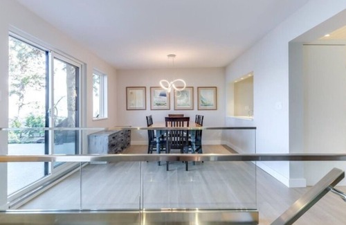 Central Okanagan Villa | Luxury Lakefront Retreat, Boater's Paradise