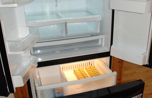 Akeley Cabin | Luxury lakeside cabin: massage, reflexology, lakeside sauna. Wheelchair access.