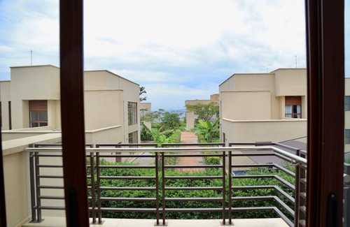 Entebbe Villa | Luxury Lakeside Villa Gated community