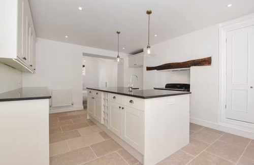 Milton Abbas House | Luxury Large Five Bedroom Family House Sleeps 10