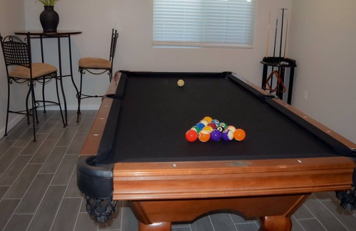 Avondale House | Luxury Large New Build 10 minutes from Glendale State Farm Stadium
