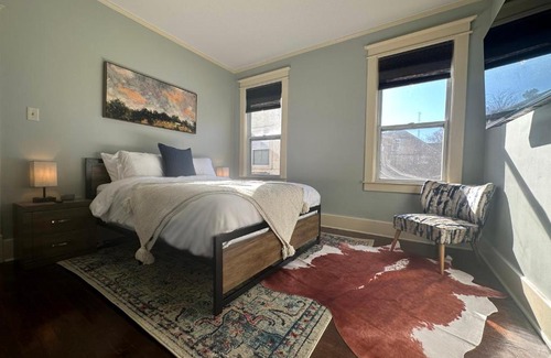 Lenox Apartment | Luxury Lenox Townhouse