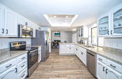 Yuma House | LUXURY Living 5