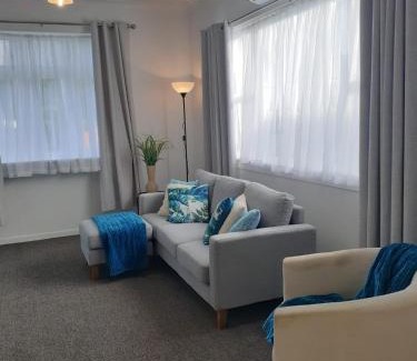 Whanganui Villa | Luxury Living Central College Estate Springvale