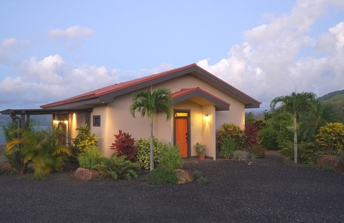 Tronadora House | Luxury Living for Two - Vistas del Lago - Lake Arenal