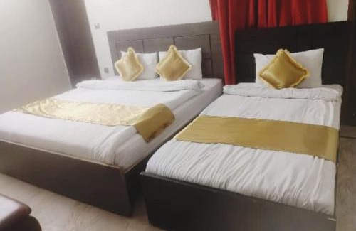 Gulshan-E-Jamal House | Luxury Living Guest House Airport Branch