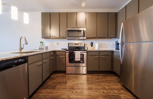 Aurora Apartment | Luxury Living in Aurora