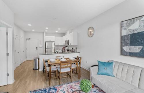 Hackensack River Waterfront Apartment | Luxury Living in Jersey City Only Steps Away from Manhattan