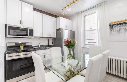 Southeast Yonkers House | Luxury Living in the Heart of NY!