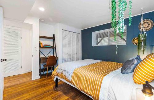 Kingsgate Apartment | Luxury Living - Kirkland Stylish Home - Prime Spot