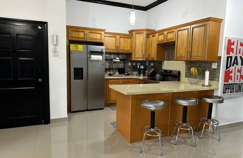 Norbrook Apartment | Luxury Living- Modern - Contemporary Home with Brand New Pool in Manor Park