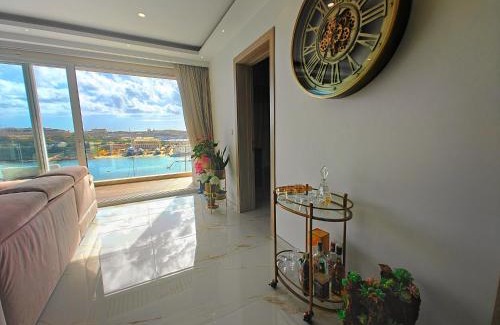 Sliema Apartment | Luxury Living - Seafront Haven in Sliema - Malta