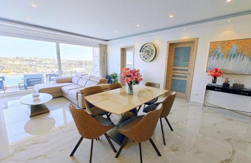 Sliema Apartment | Luxury Living - Seafront Haven in Sliema - Malta
