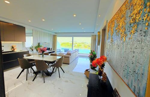 Sliema Apartment | Luxury Living - Seafront Haven in Sliema - Malta