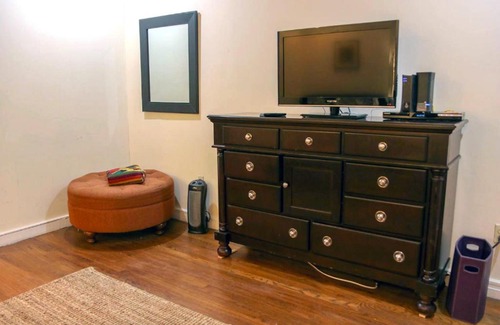 Central Park North Apartment | Luxury Living Suites