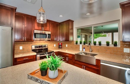 Yuma House | Luxury Living!