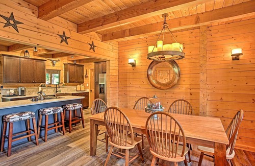 Cle Elum House | Luxury Lodge: Hot Tub, Snowmobiling & ATV Access!