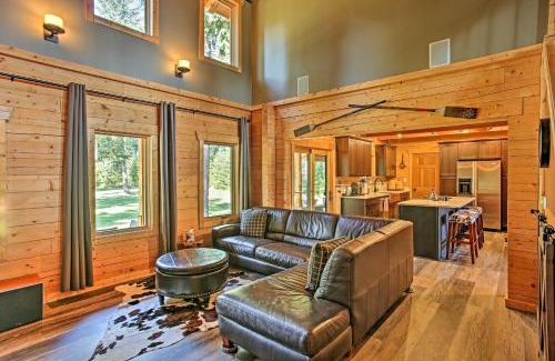 Cle Elum House | Luxury Lodge Hot Tub, Snowmobiling and ATV Access!