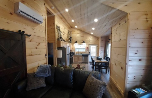 Christian County House | Luxury Lodge in the Wilderness