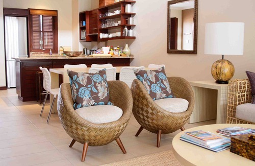 Eden Island Apartment | Luxury Loft Appartment on Eden Island with 3 Bedrooms, Views on Marina & Beach
