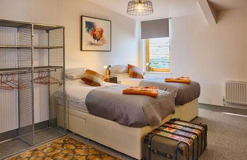 Muchelney House | Luxury loft design barn, with private heated pool, hot tub, steam room and sauna