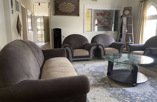 Gulshan-e-Iqbal House | Luxury Loft Haven