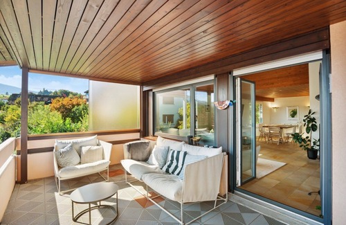 Horgen District Apartment | Luxury loft on Lake Zurich with garden & lake view
