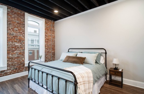 Boonville Apartment | Luxury Loft- Walk to Katy Trail & Casino