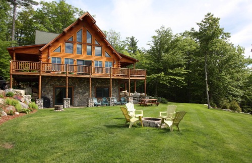 Conway Cabin | LUXURY LOG Cabin. BEST Views of Mt. Washington & Chocorua. Close To Everything!