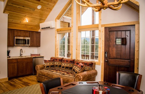Pagosa Springs Cabin | Luxury Log Home with Hot Tub on 7+ Acres Featured In Log Home Digest. Sleeps 10