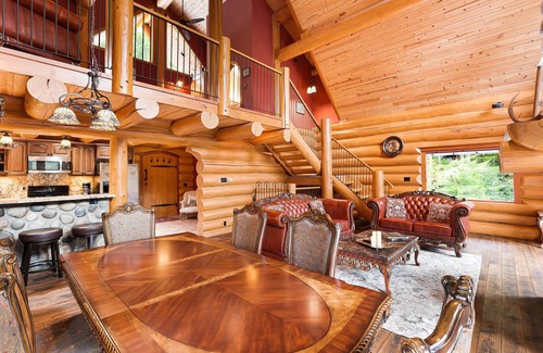 Sunshine Valley Cabin | Luxury log house in Sunshine Valley “Ravenloft”