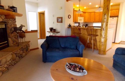 Dillon House | Luxury Lookout Ridge Townhome In the Heart of Summit County