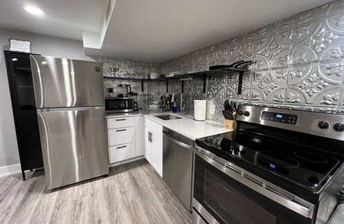 Twin Falls Apartment | Luxury lower level , pet friendly, fully fenced yard
