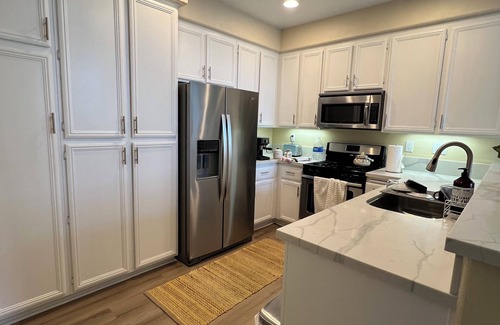 Rancho Santa Margarita House | Luxury Mountain View Lodge in Suburbs of Orange County!