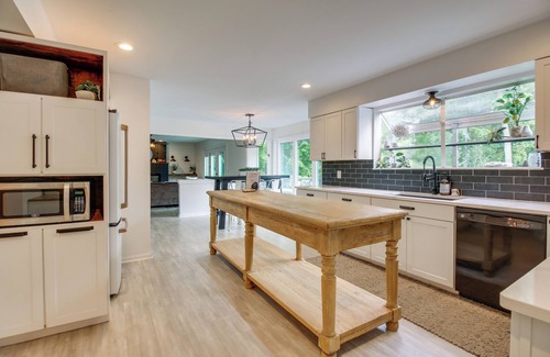 Otterbien Home Villa | Luxury Maineville Villa w/Private Pool & Deck