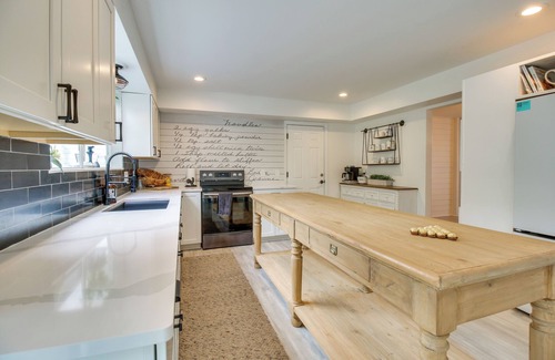 Otterbien Home Villa | Luxury Maineville Villa w/Private Pool & Deck
