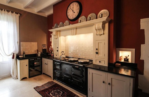 Coulonges House | Luxury Maison Maitre near Angouleme with Pool, 8 People
