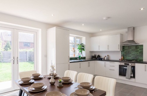 Offerton House | Luxury Manchester Retreat | Long Stays | Contractors | Tourists