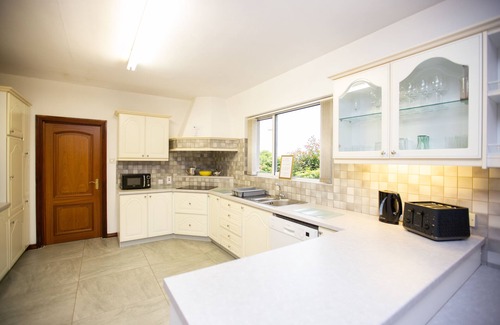 Lisburn House | Luxury Manor, 5*HotTub, 20min belfast city centre