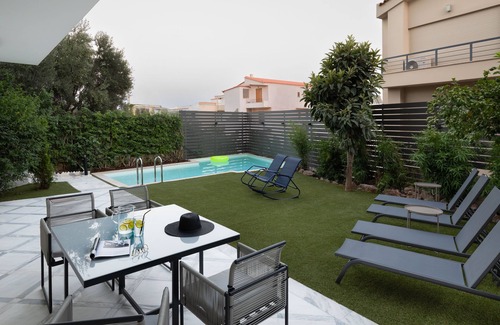 Vari-Voula-Vouliagmeni Villa | Luxury Mansion 560sq.m. with Private Pool&Jacuzzi